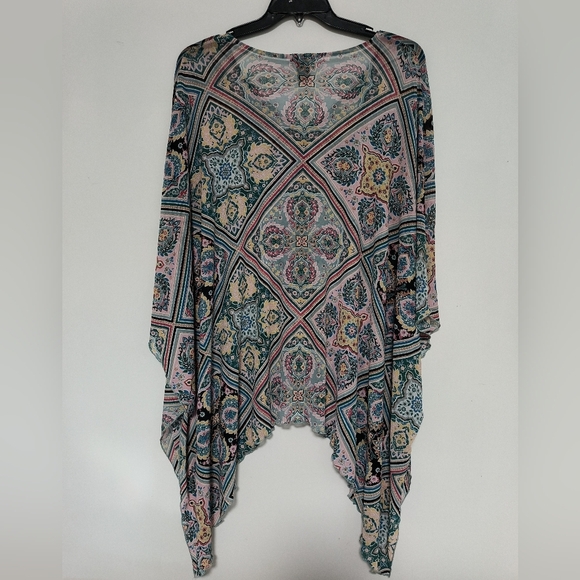 Floral Cover Up Top / Large - Picture 2 of 7